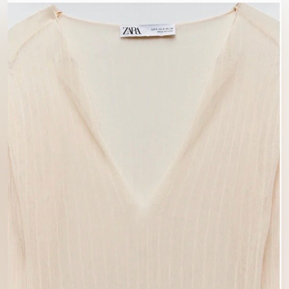 BNWT ZARA semi sheet knit top - Picture 2 of 4
